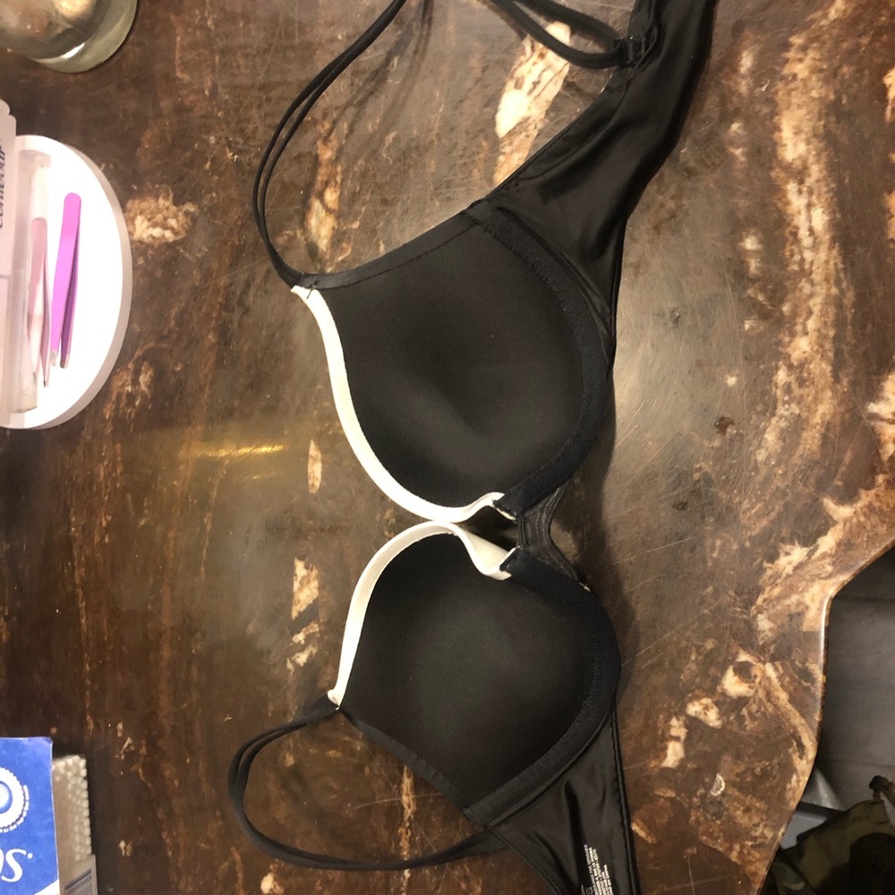 VS bra - Picture 2 of 3